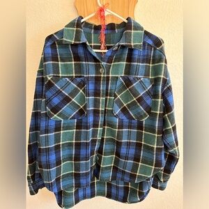 🌷 3/$10 Zara Flannel Top